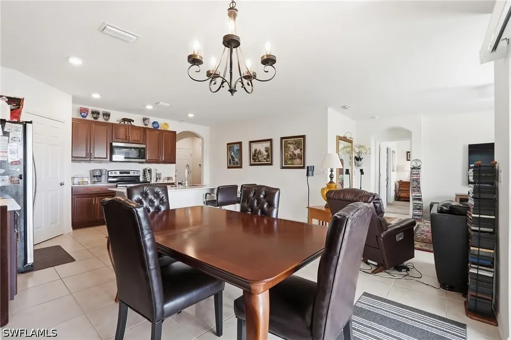 2505 NW 20th Place Cape Coral FL 33993