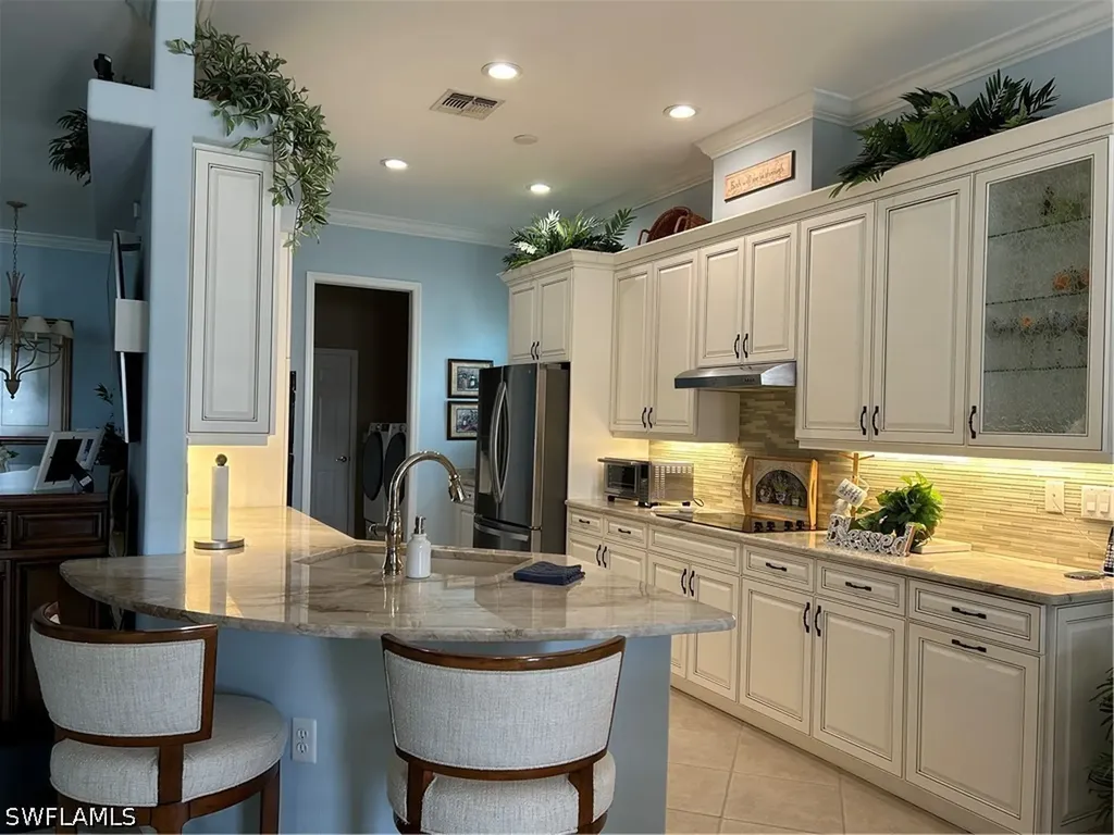 3832 Jasmine Lake Court Naples FL 34119