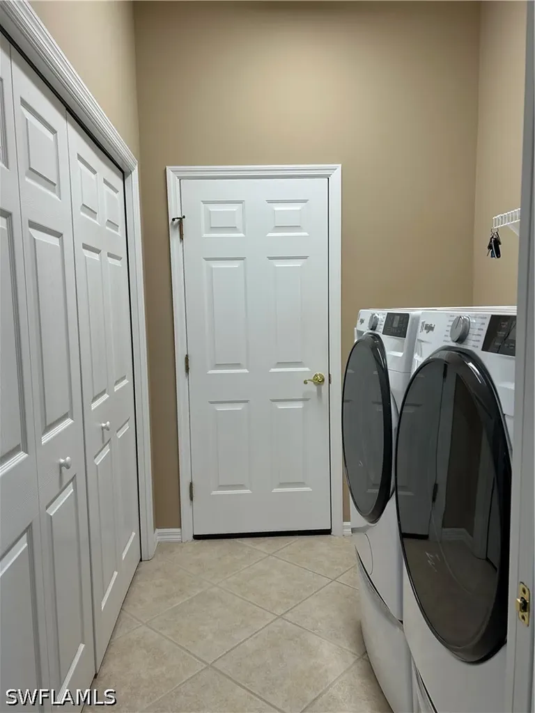 3832 Jasmine Lake Court Naples FL 34119