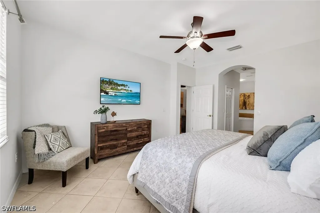 14088 Mirror Court Naples FL 34114