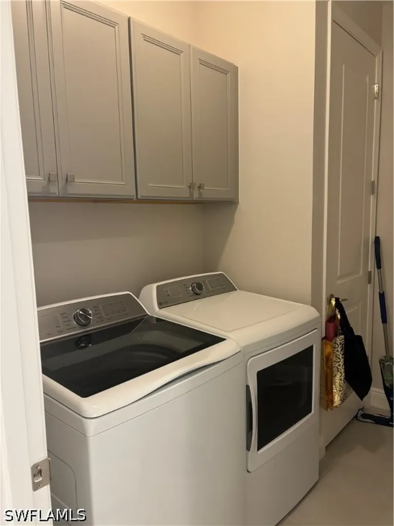 2653 Seychelles Circle Naples FL 34112