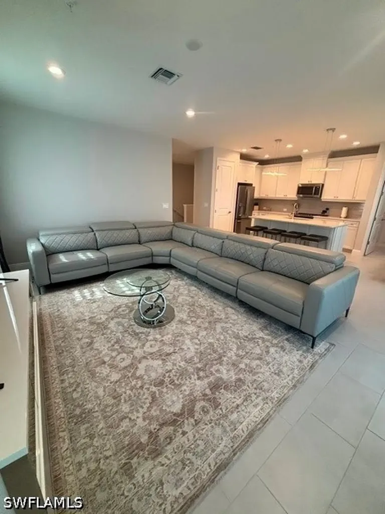2653 Seychelles Circle Naples FL 34112