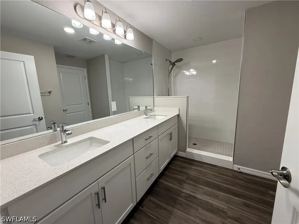 1723 NW 19th Street Cape Coral FL 33993