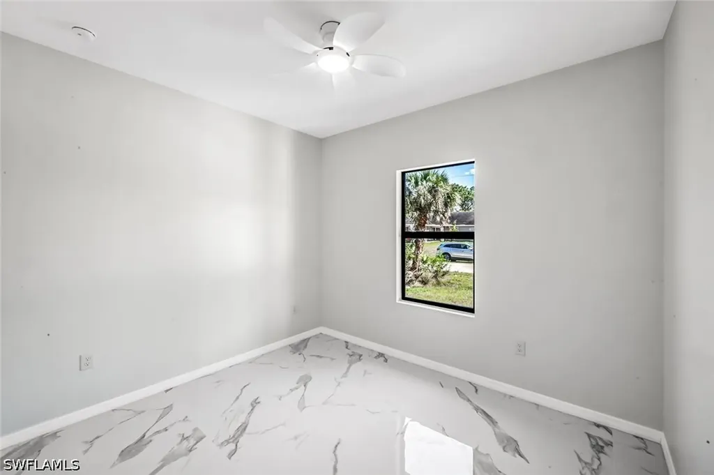 1235/1237 Hillcrest Street E Lehigh Acres FL 33974