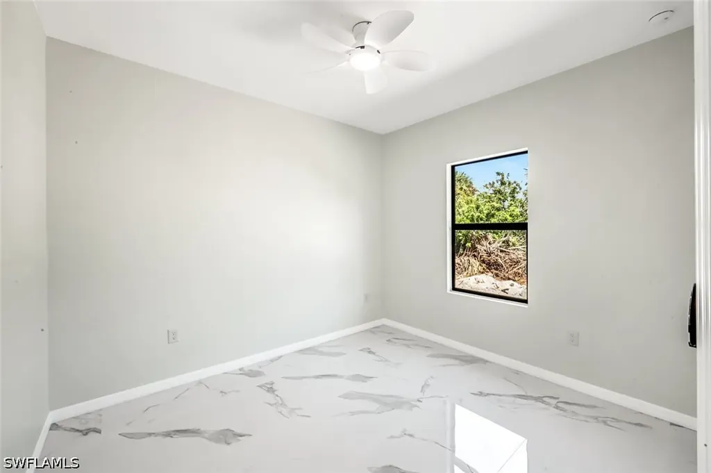 1235/1237 Hillcrest Street E Lehigh Acres FL 33974