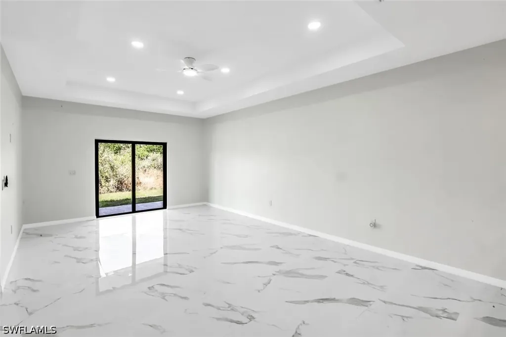 1235/1237 Hillcrest Street E Lehigh Acres FL 33974