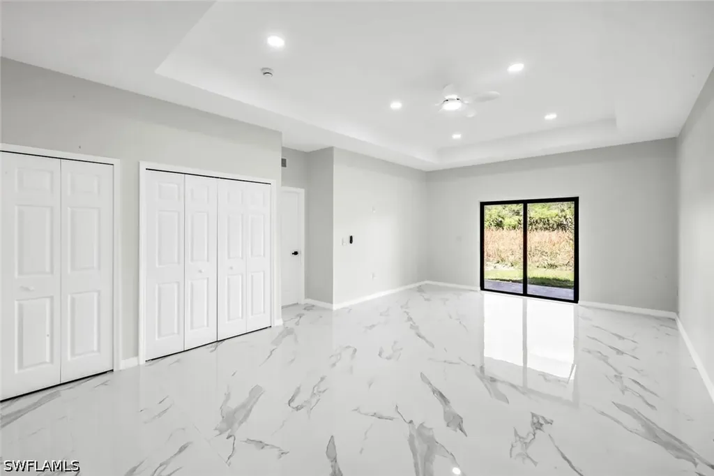 1235/1237 Hillcrest Street E Lehigh Acres FL 33974