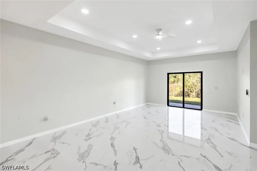 1235/1237 Hillcrest Street E Lehigh Acres FL 33974