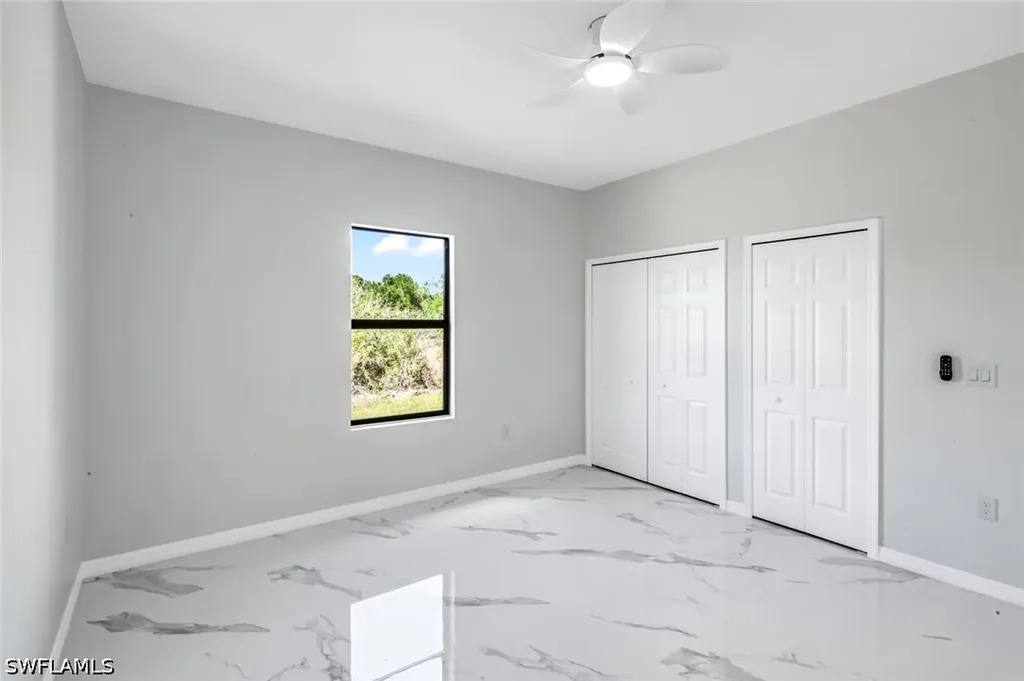1235/1237 Hillcrest Street E Lehigh Acres FL 33974