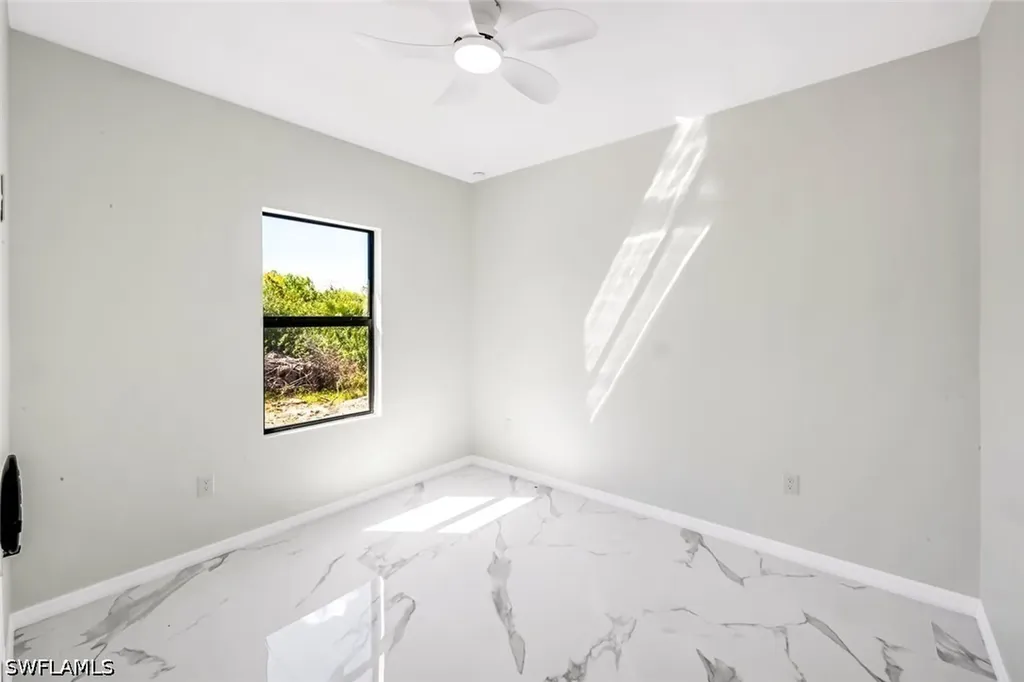 1235/1237 Hillcrest Street E Lehigh Acres FL 33974