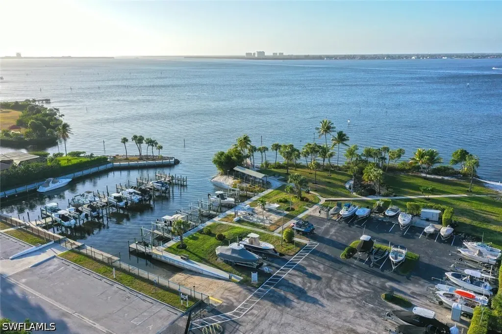 14490 Laguna Drive Fort Myers FL 33908