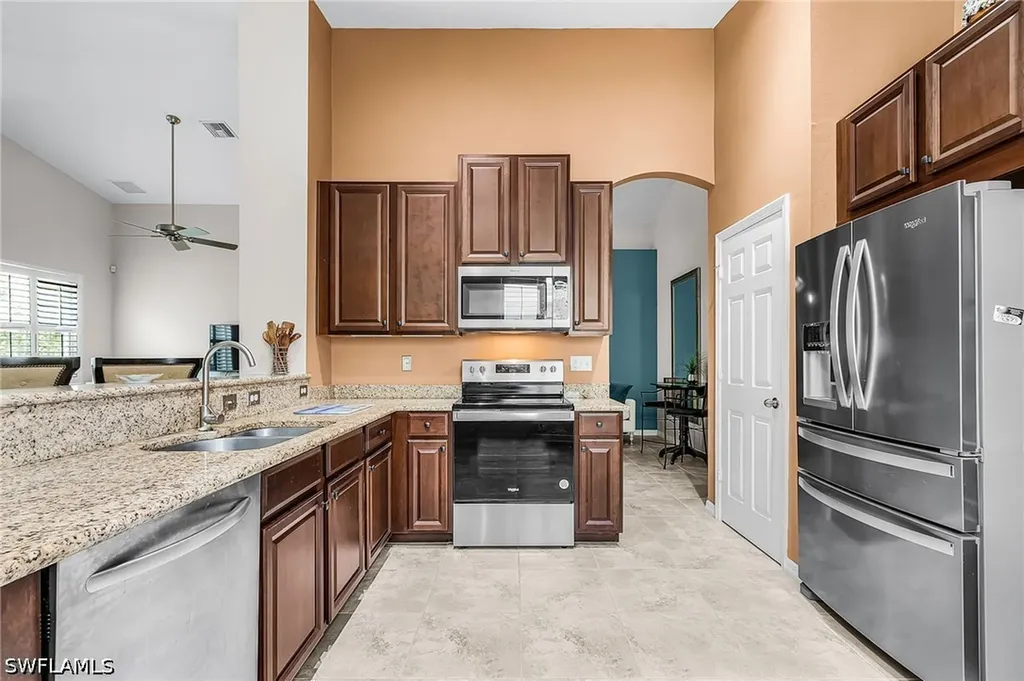 8446 Sumner Avenue Fort Myers FL 33908