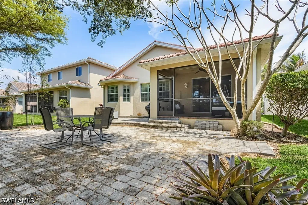 8446 Sumner Avenue Fort Myers FL 33908