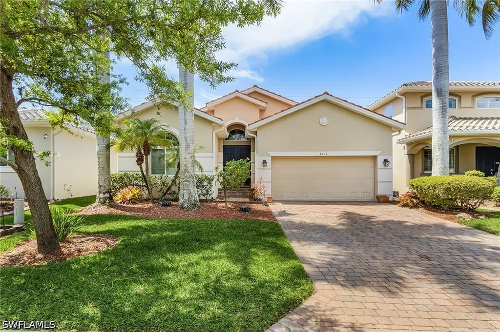 8446 Sumner Avenue Fort Myers FL 33908