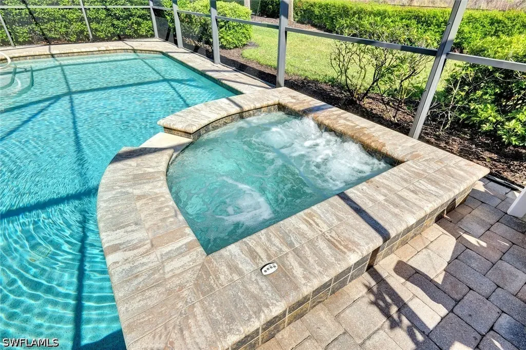 9311 Fieldstone Lane Naples FL 34120