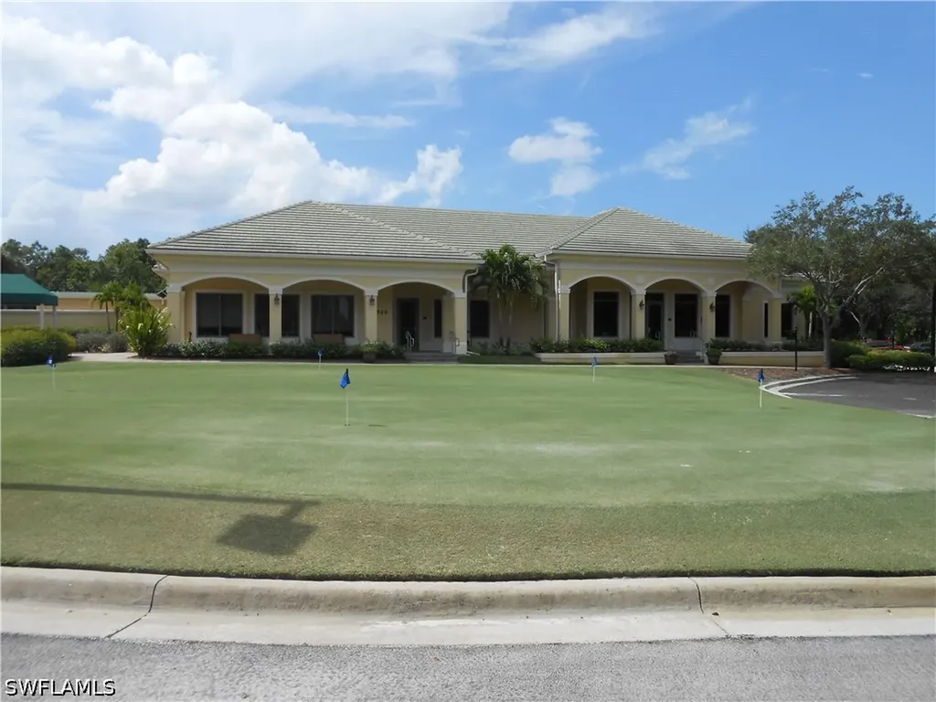 2855 Cypress Trace Circle Naples FL 34119