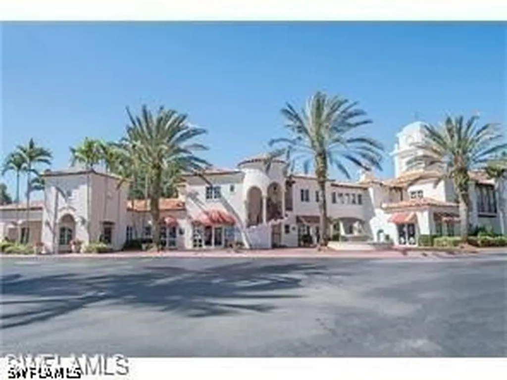 3592 El Verdado Naples FL 34109
