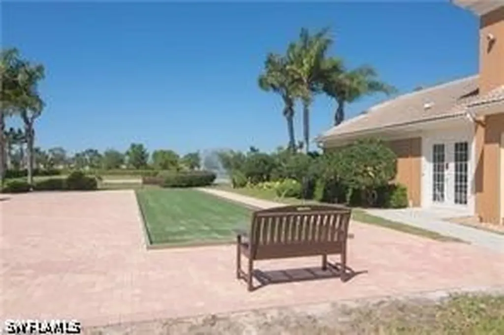 3687 El Segundo Court Naples FL 34109