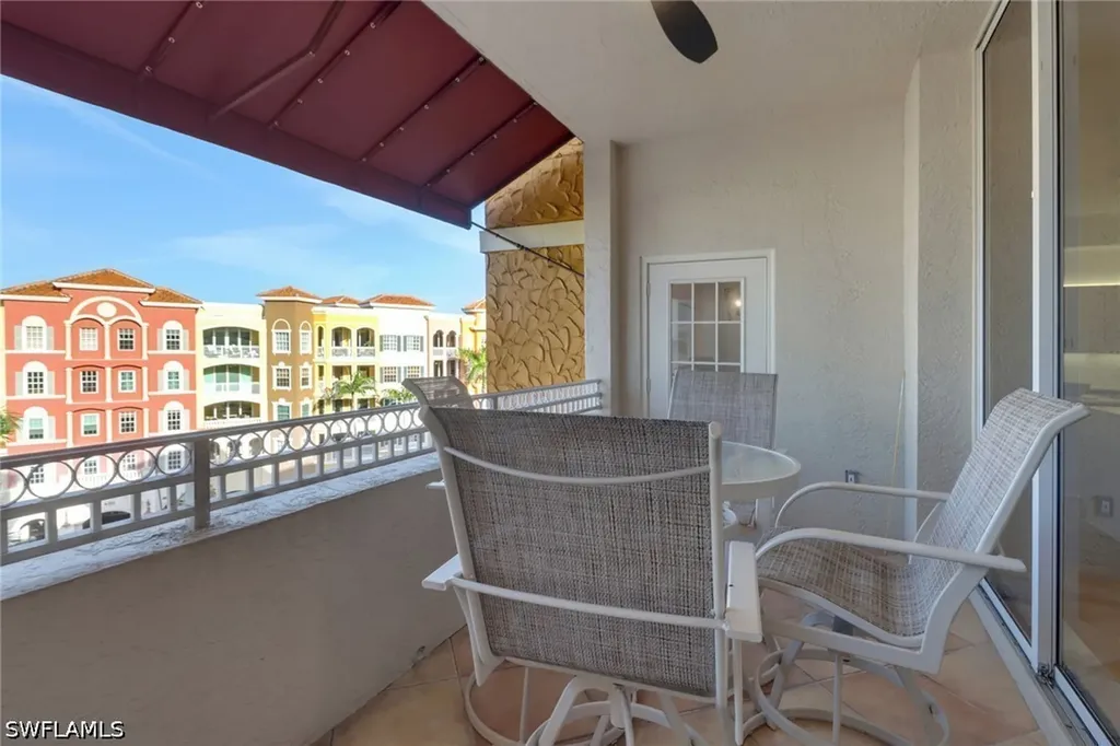 451 Bayfront Place Naples FL 34102