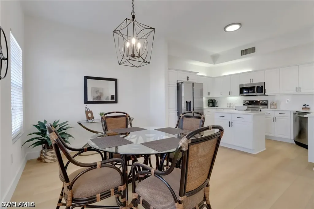 451 Bayfront Place Naples FL 34102