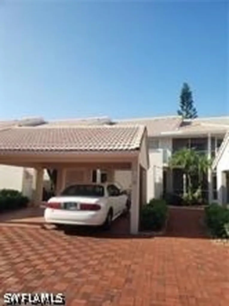 2448 Hidden Lake Drive Naples FL 34112