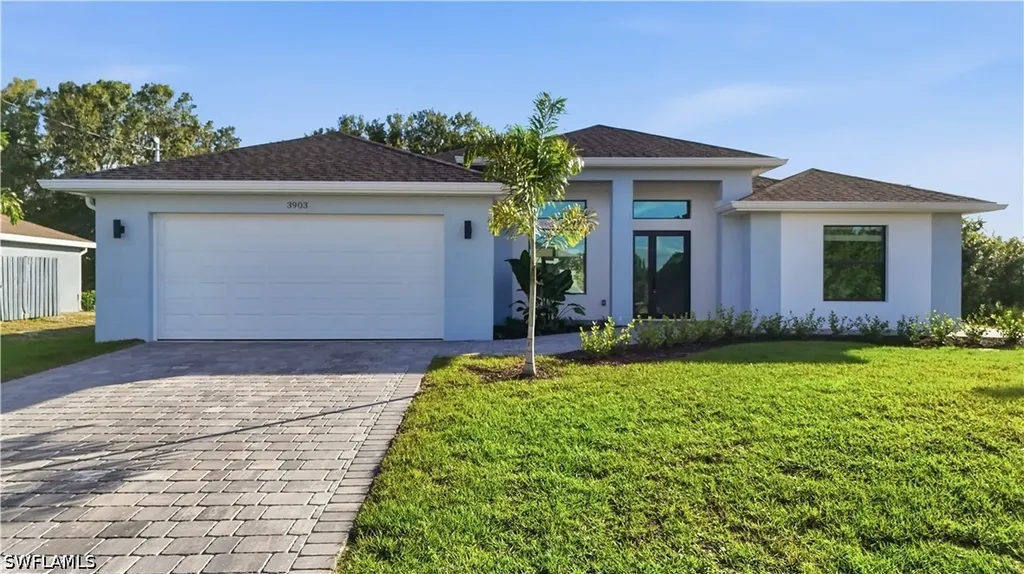 3903 15th Street SW Lehigh Acres FL 33976