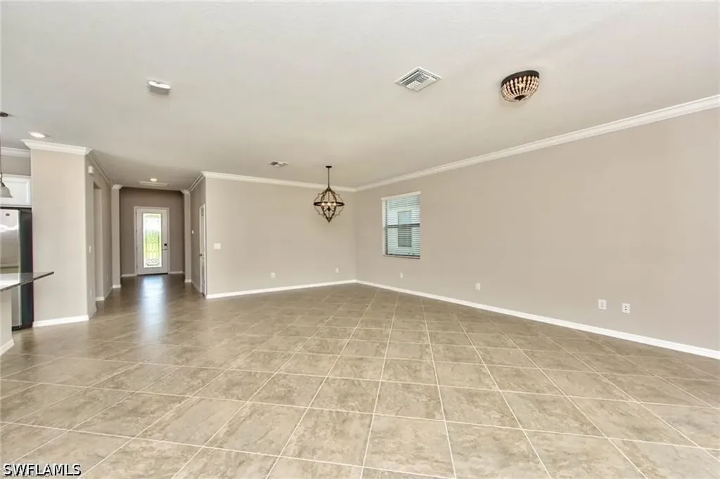 9460 Foxglove Lane Naples FL 34120