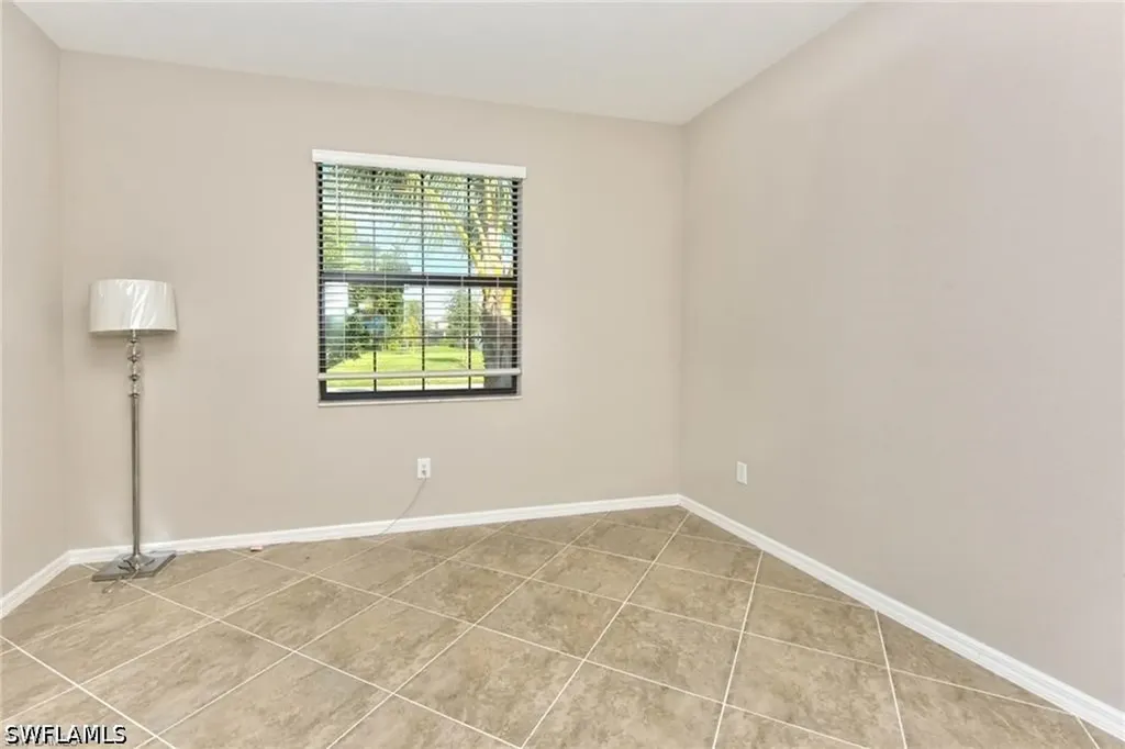 9460 Foxglove Lane Naples FL 34120