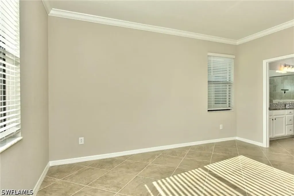 9460 Foxglove Lane Naples FL 34120