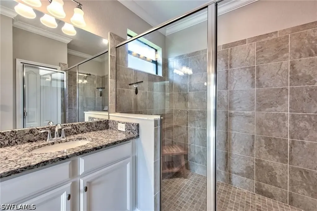 9460 Foxglove Lane Naples FL 34120