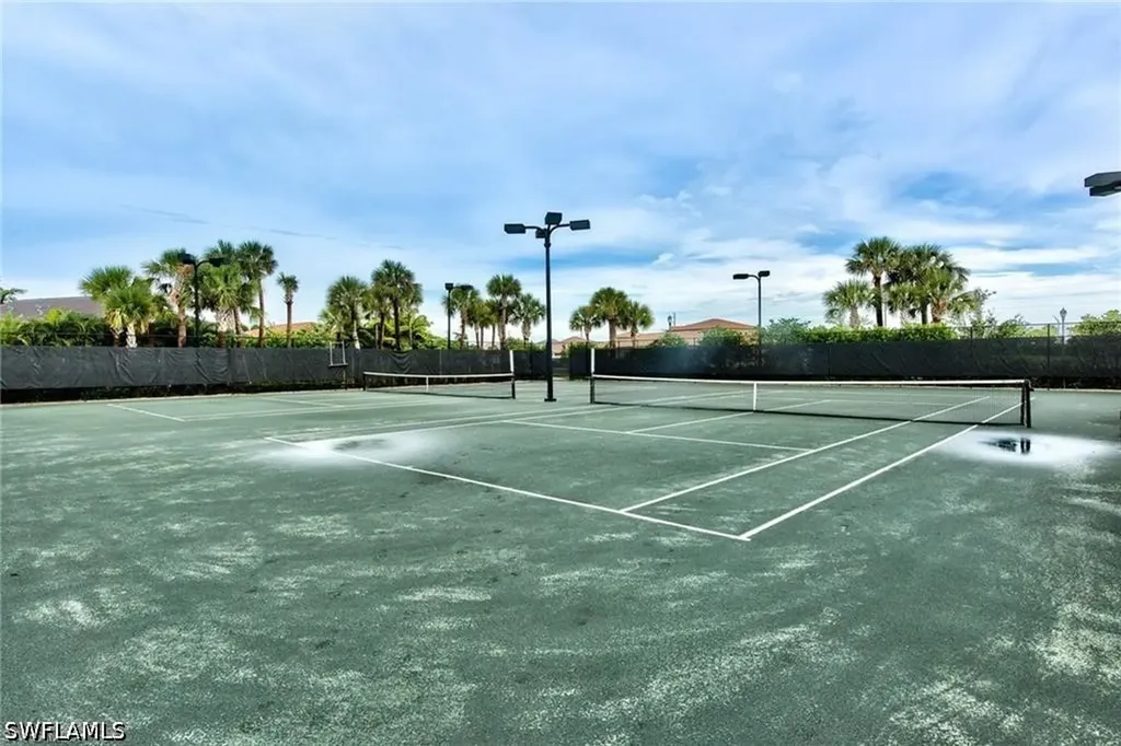 9460 Foxglove Lane Naples FL 34120