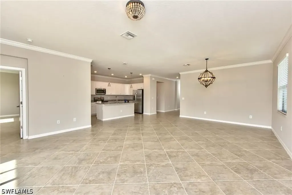 9460 Foxglove Lane Naples FL 34120