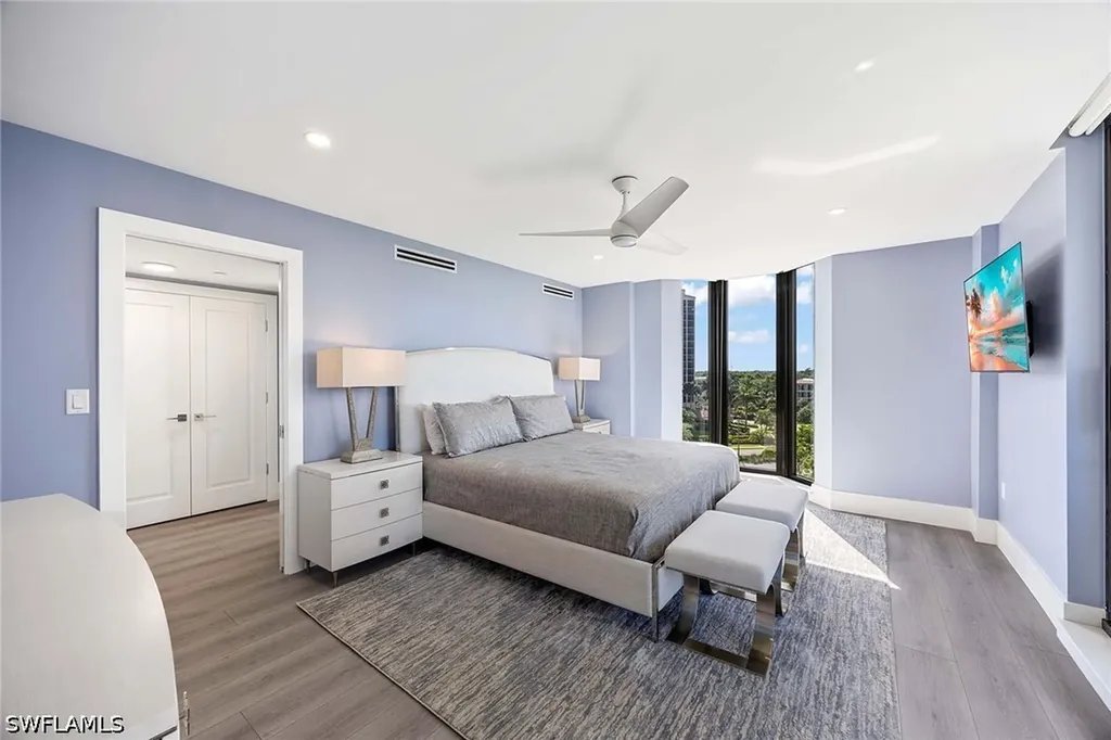 6075 Pelican Bay Boulevard Naples FL 34108