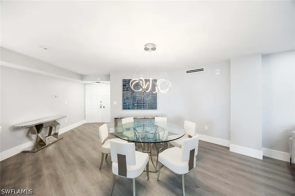 6075 Pelican Bay Boulevard Naples FL 34108