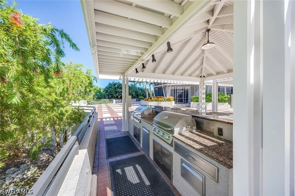 6075 Pelican Bay Boulevard Naples FL 34108