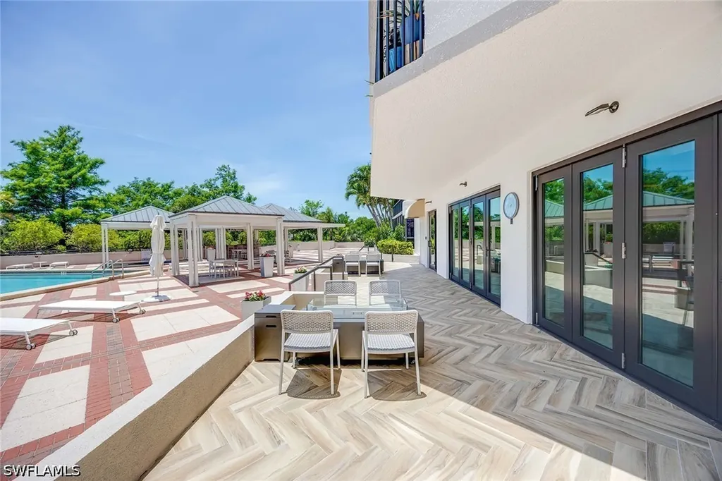 6075 Pelican Bay Boulevard Naples FL 34108