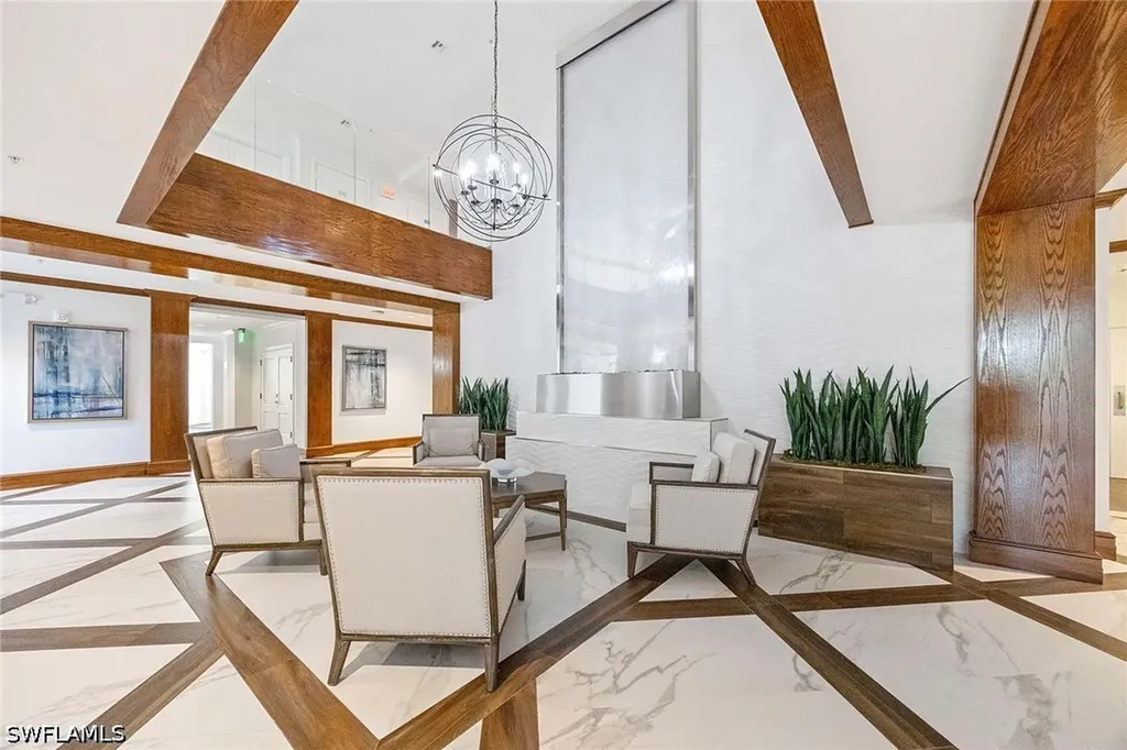 6075 Pelican Bay Boulevard Naples FL 34108