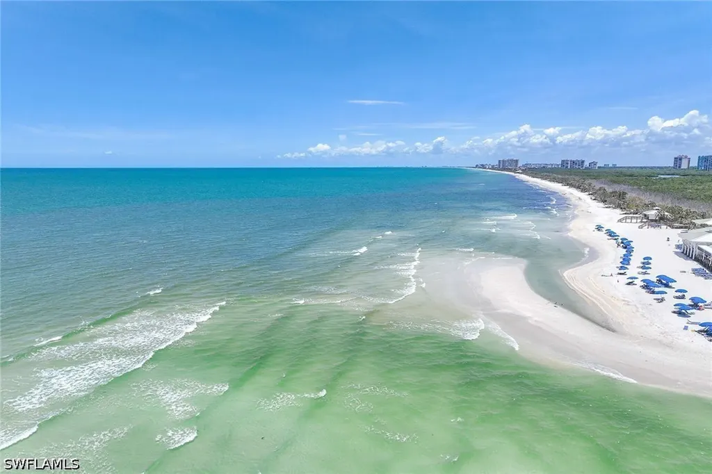 6075 Pelican Bay Boulevard Naples FL 34108