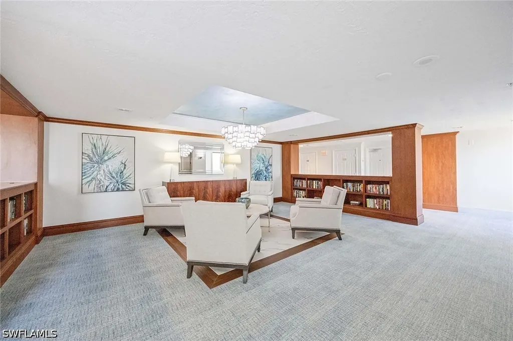 6075 Pelican Bay Boulevard Naples FL 34108