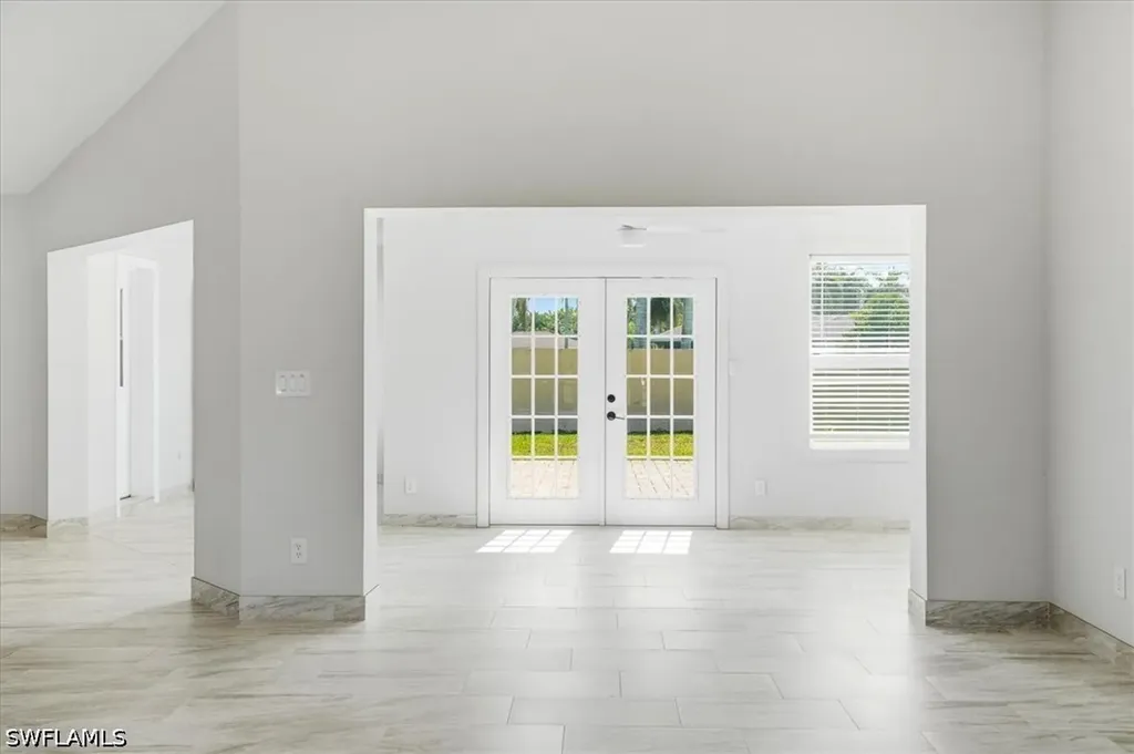 10225 Boca Circle Naples FL 34109