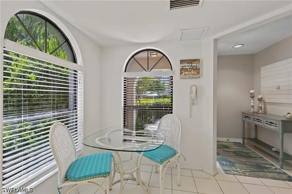 595 Serendipity Drive Naples FL 34108