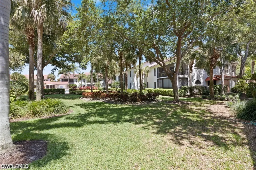 595 Serendipity Drive Naples FL 34108