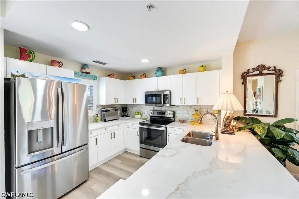 4500 Botanical Place Circle Naples FL 34112