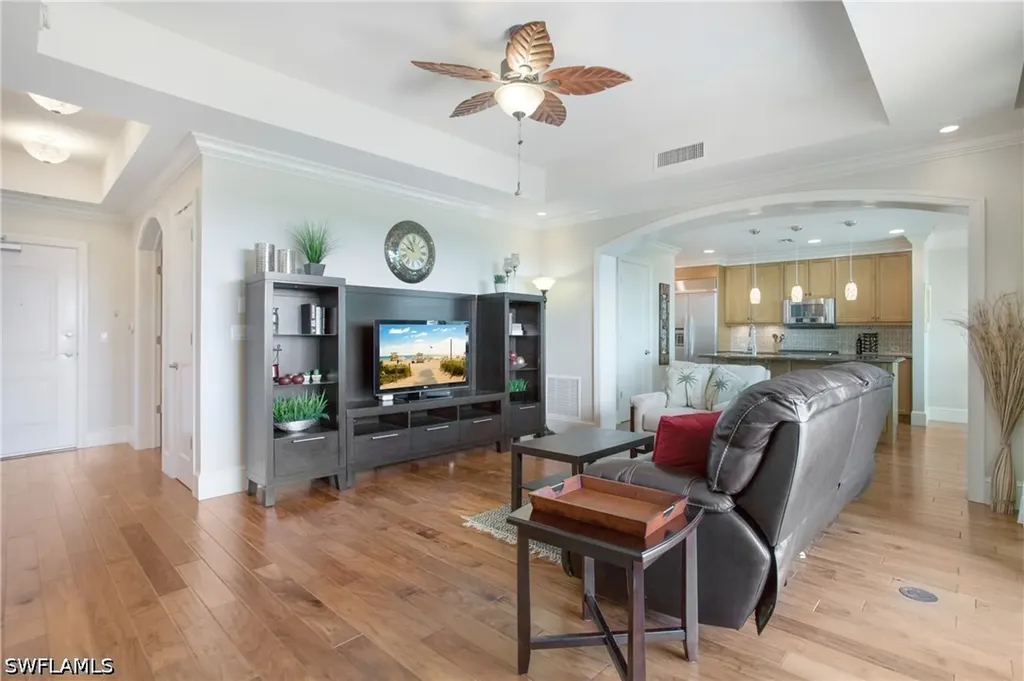 9123 Strada Place Naples FL 34108