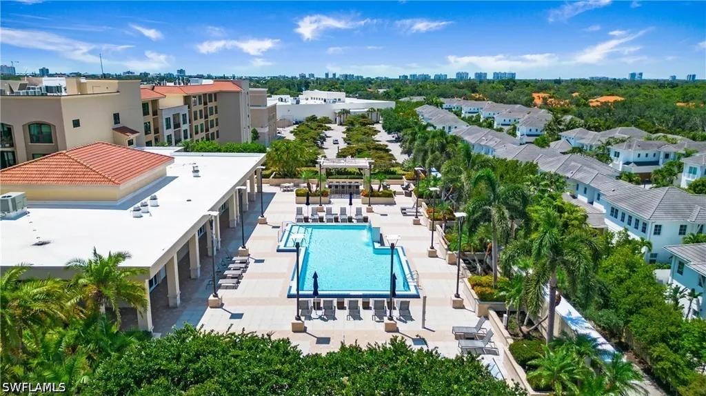 9123 Strada Place Naples FL 34108