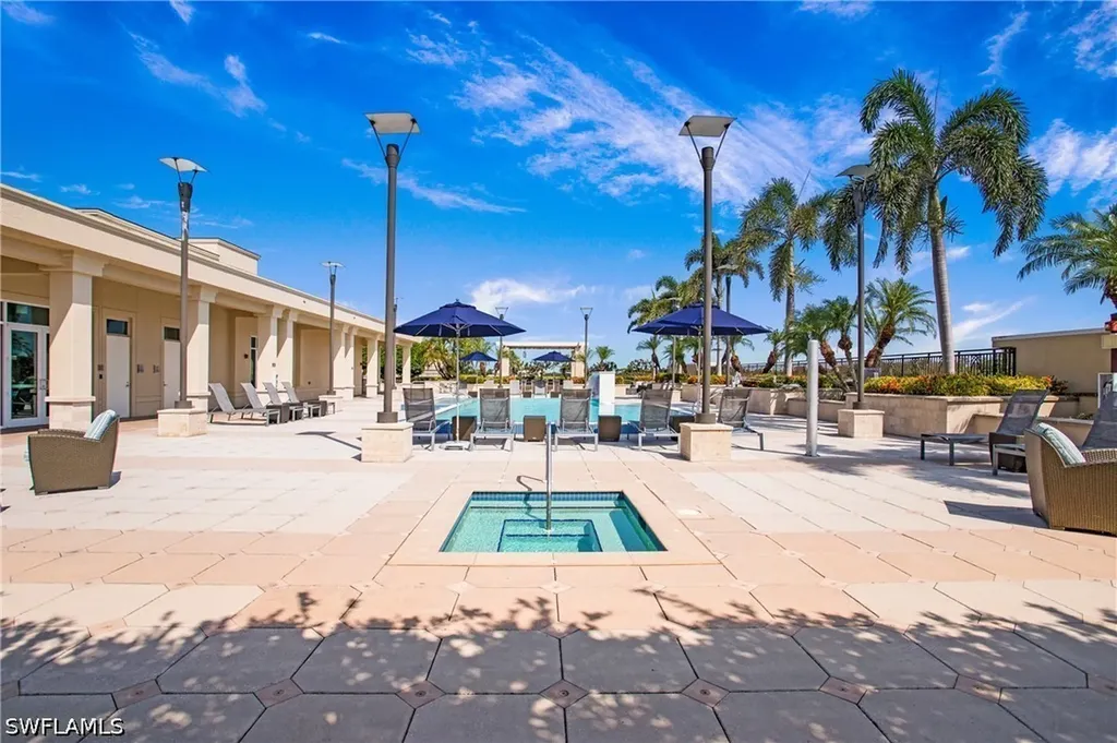 9123 Strada Place Naples FL 34108