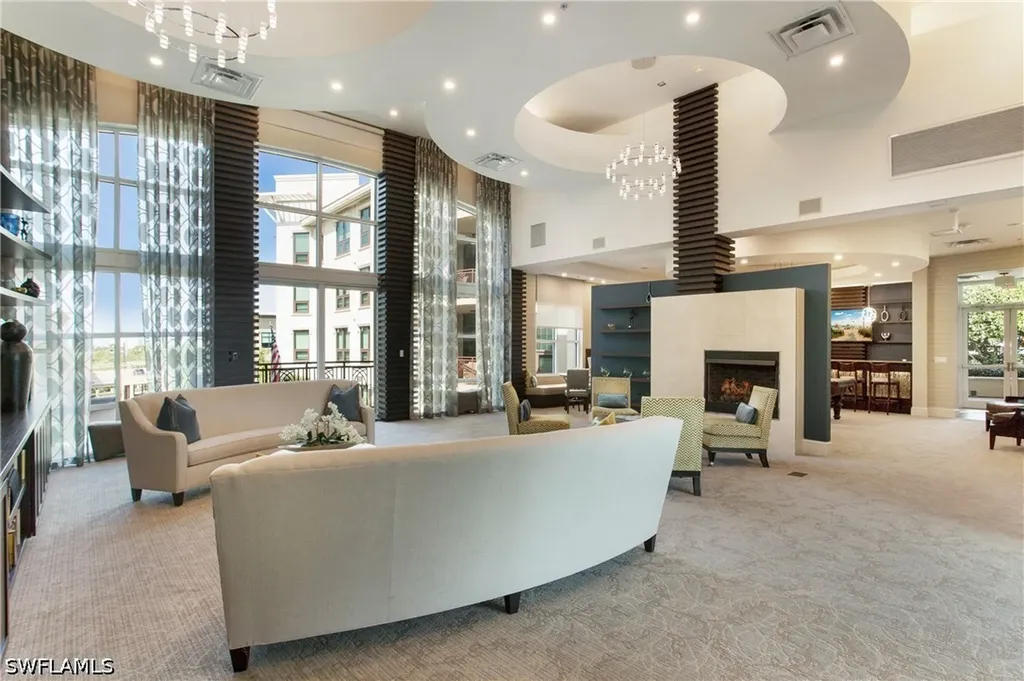 9123 Strada Place Naples FL 34108