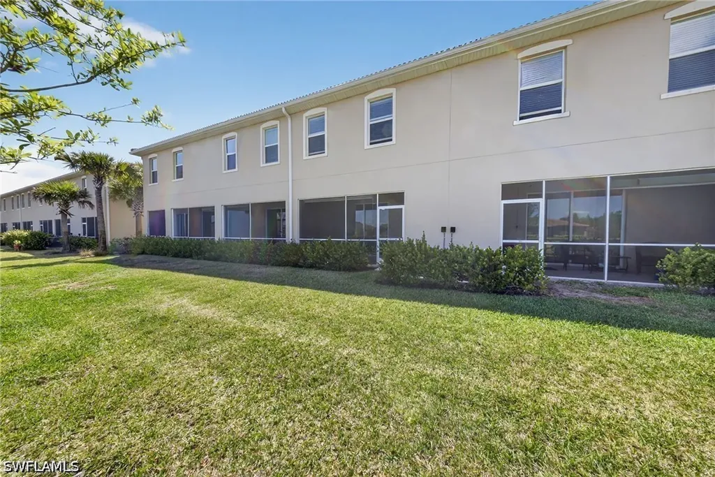 2898 Blossom Way Naples FL 34120