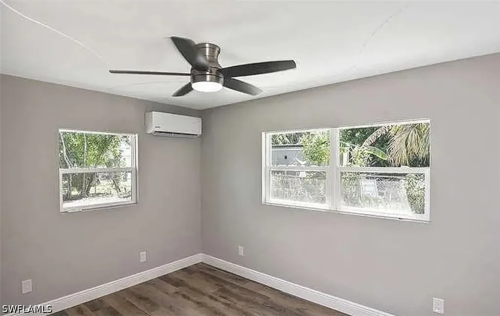 5457 9th Avenue Fort Myers FL 33907