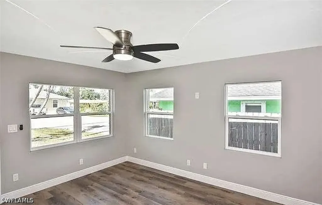5457 9th Avenue Fort Myers FL 33907
